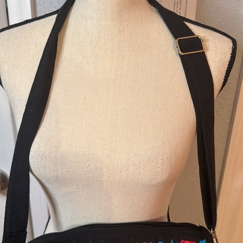 Daubdo Black Floral Canvas Embroidered Casual Shoulder Satchel Bag - Picture 8 of 11